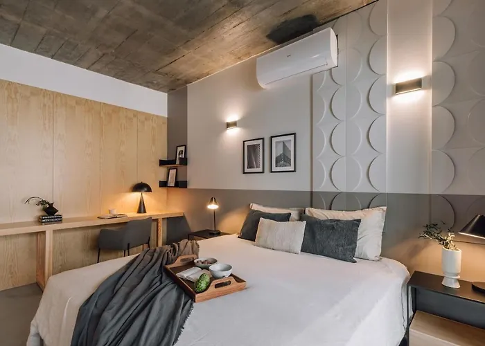 Fuseta - 2 Bedrooms And Parking In Santo Antonio *