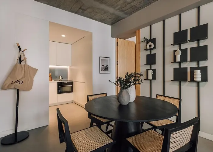 Fuseta - 2 Bedrooms And Parking In Santo Antonio * Lisboa