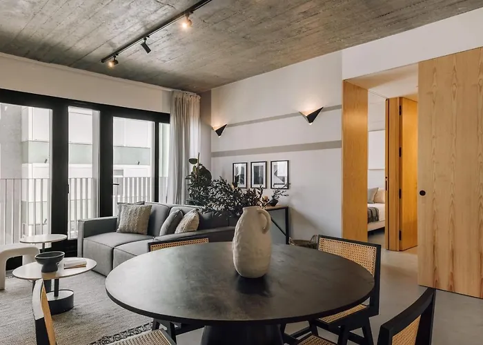 Fuseta - 2 Bedrooms And Parking In Santo Antonio Lisboa