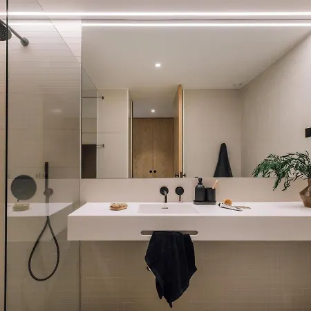 Fuseta - 2 Bedrooms And Parking In Santo Antonio 아파트