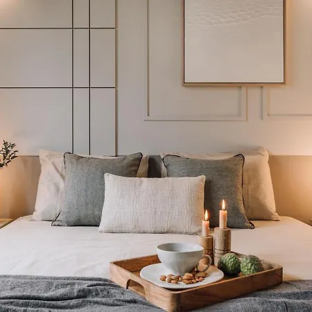 Fuseta - 2 Bedrooms And Parking In Santo Antonio 리스본