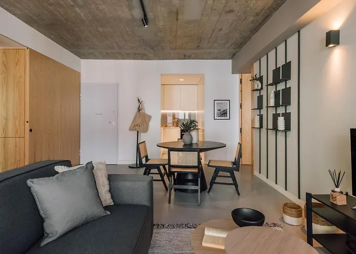 Διαμέρισμα Fuseta - 2 Bedrooms And Parking In Santo Antonio Lisboa